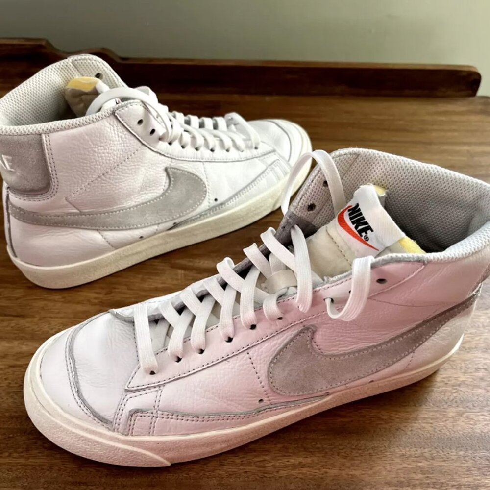 Nike Women's Blazer Mid '77 Canvas Sneakers (White/White-Gray) size 8-EUC